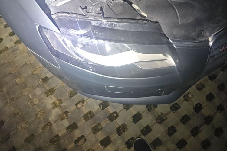 Used Audi A4L 2011 2.0 TFSI Comfort Model Right Front Headlight