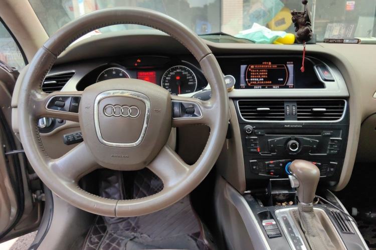 Used Audi A4L 2011 2.0 TFSI Standard Model Steering Wheel