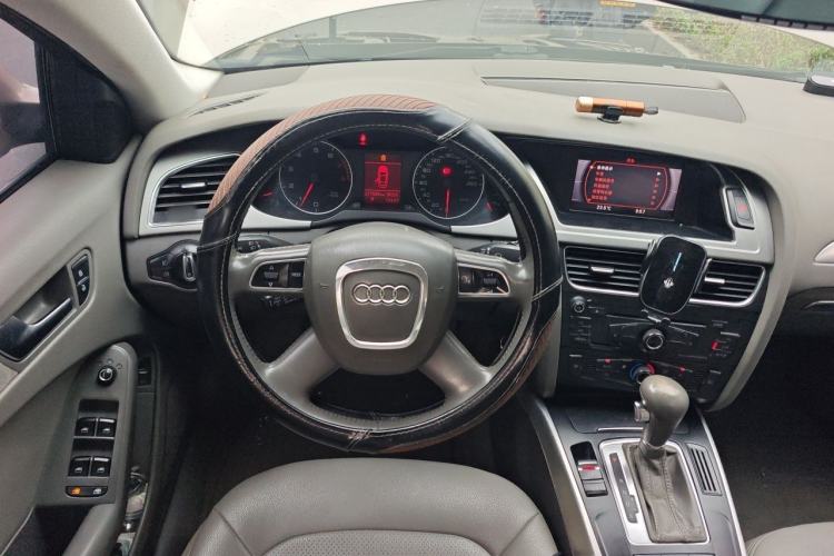 Used Audi A4L 2011 2.0 TFSI Standard Model Steering Wheel