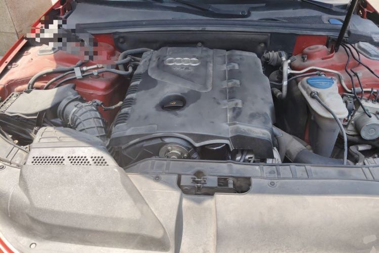 Used Audi A4L 2011 2.0 TFSI Technology Edition Engine Bay
