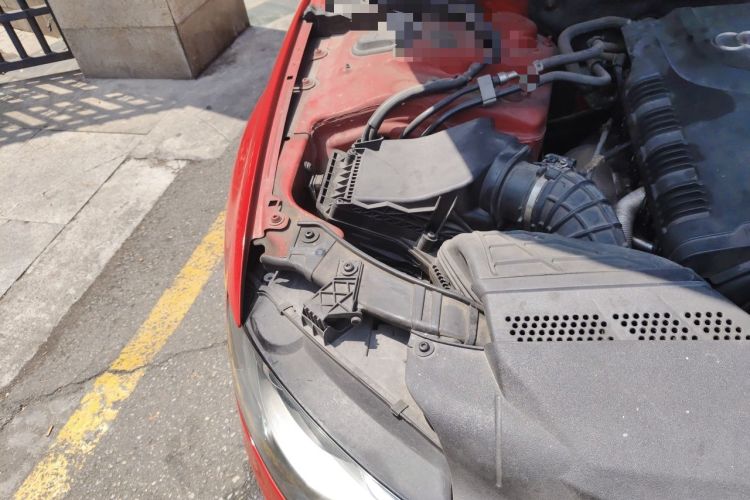 Used Audi A4L 2011 2.0 TFSI Technology Edition Engine Bay Right