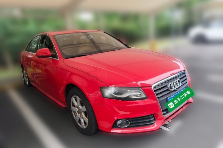 Used Audi A4L 2011 2.0 TFSI Standard Model Front Right 45 Deg