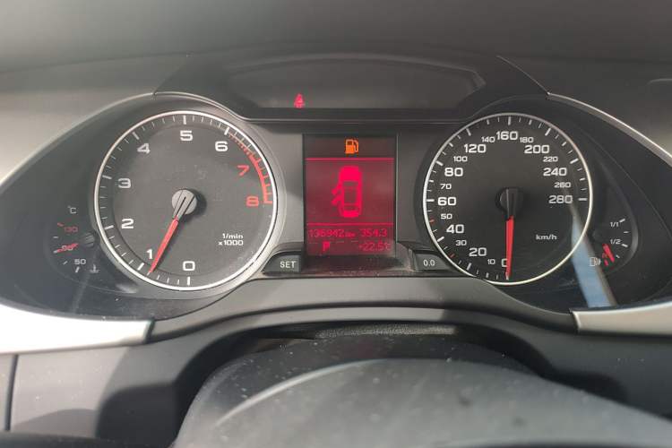 Used Audi A4L 2011 2.0 TFSI Standard Model Instrument Cluster