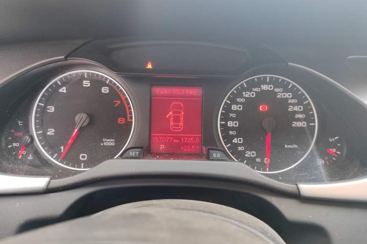 Used Audi A4L 2011 1.8 TFSI Comfort Model Instrument Cluster