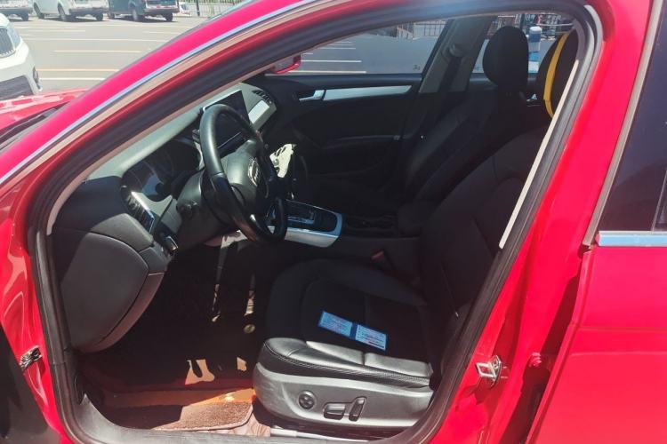 Used Audi A4L 2011 2.0 TFSI Comfort Model Left Front Seat