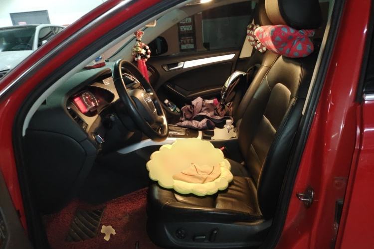 Used Audi A4L 2011 2.0 TFSI Standard Model Left Front Seat