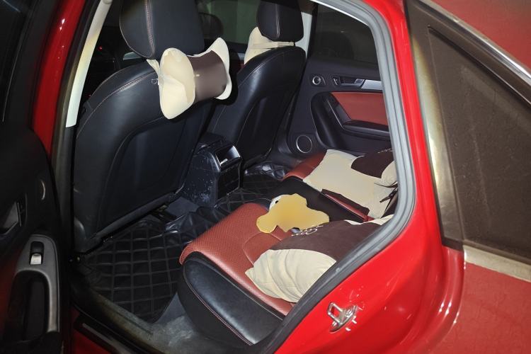 Used Audi A4L 2011 2.0 TFSI Standard Model Left Rear Seat