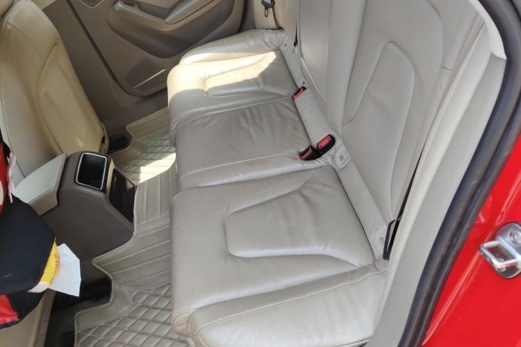 Used Audi A4L 2011 2.0 TFSI Technology Edition Left Rear Seat