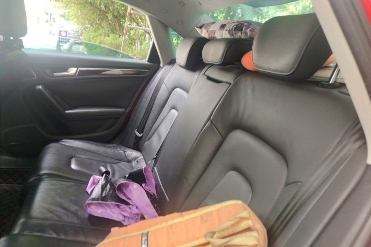 Used Audi A4L 2011 2.0 TFSI Technology Edition Left Rear Seat