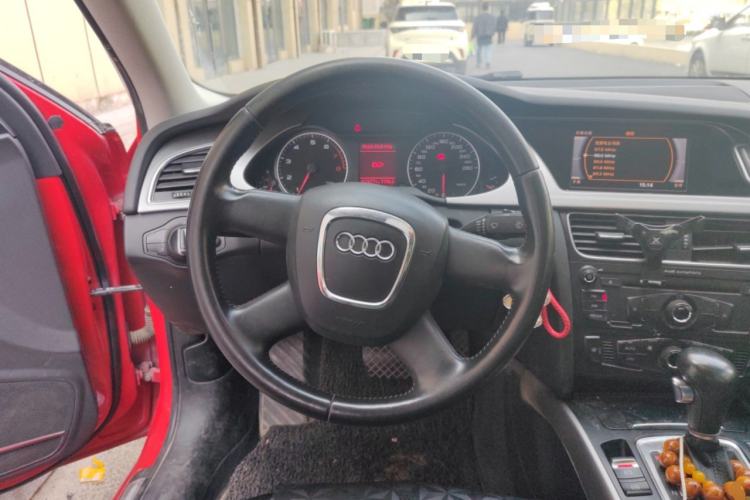 Used Audi A4L 2011 1.8 TFSI Comfort Model Steering Wheel