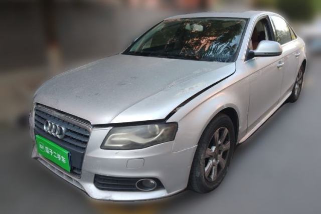Audi A4L 2011 2.0 TFSI Standard Model usata