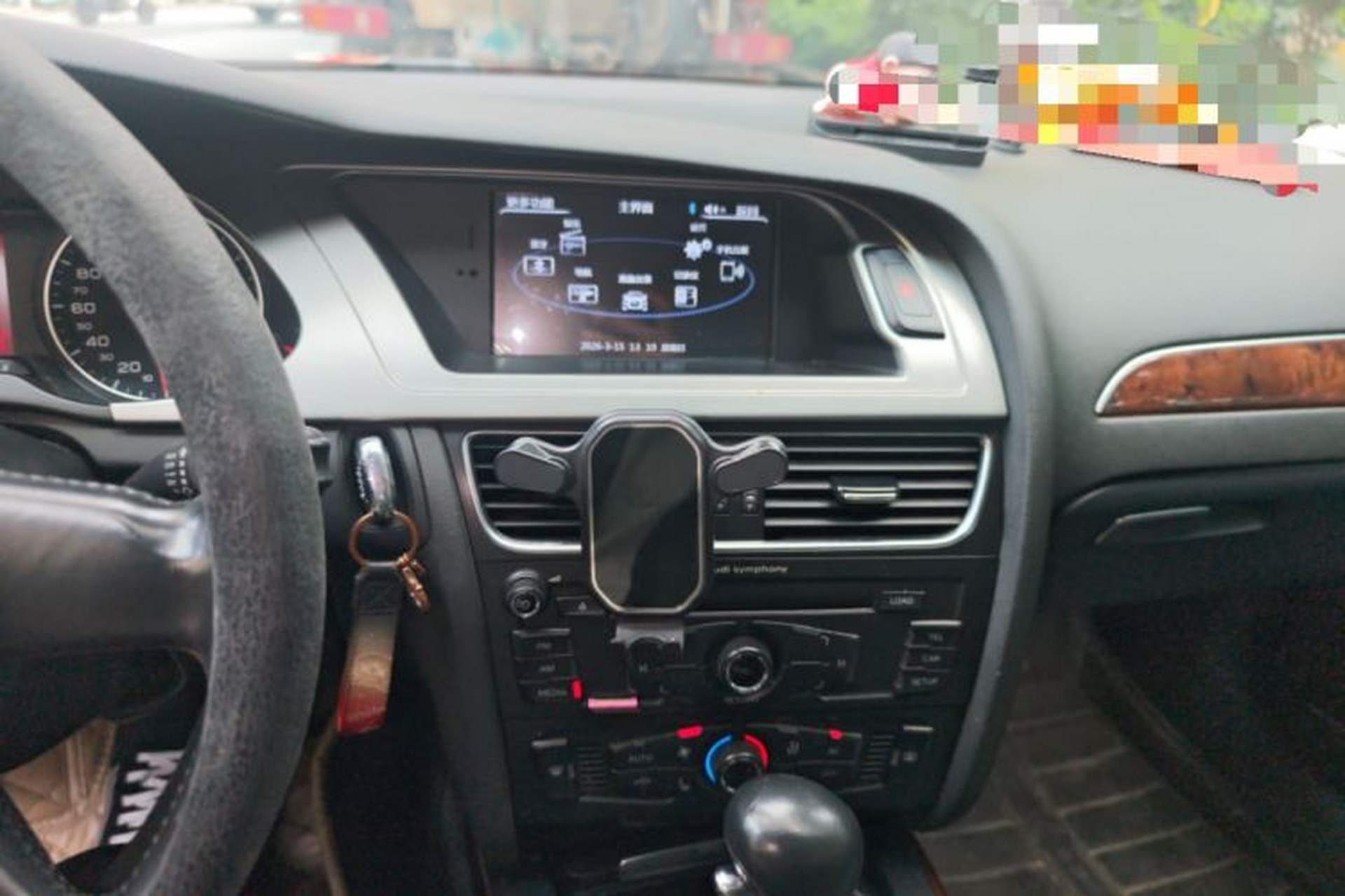 Used Audi A4L 2011 2.0 TFSI Comfort Model Audio And AC Panel