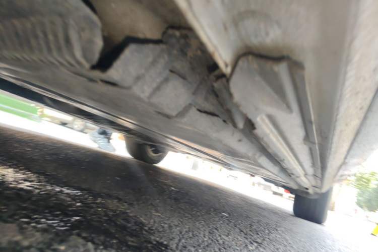 Used Audi A4L 2011 2.0 TFSI Standard Model Chassis Front Left