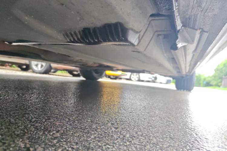 Used Audi A4L 2011 2.0 TFSI Standard Model Chassis Front Left