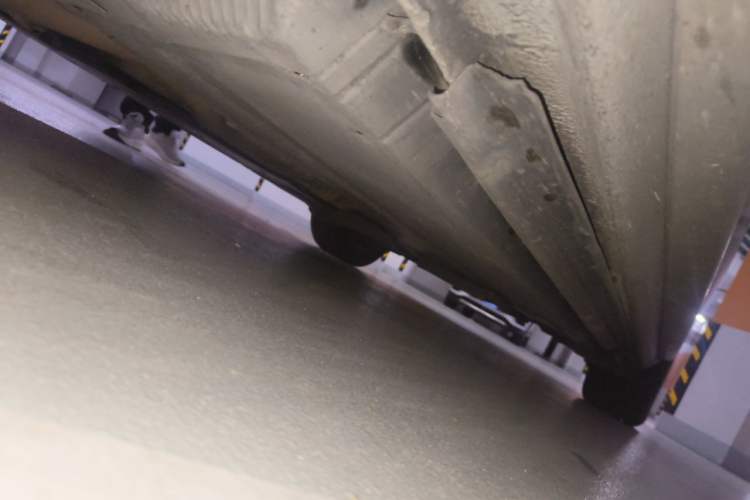 Used Audi A4L 2011 2.0 TFSI Comfort Model Chassis Front Left