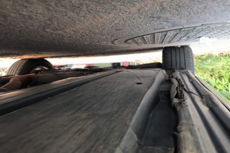 Used Audi A4L 2011 2.0 TFSI Comfort Model Chassis Front Left