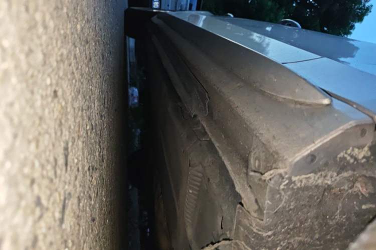 Used Audi A4L 2011 2.0 TFSI Comfort Model Chassis Front Right