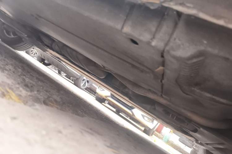Used Audi A4L 2011 2.0 TFSI Standard Model Chassis Front Right
