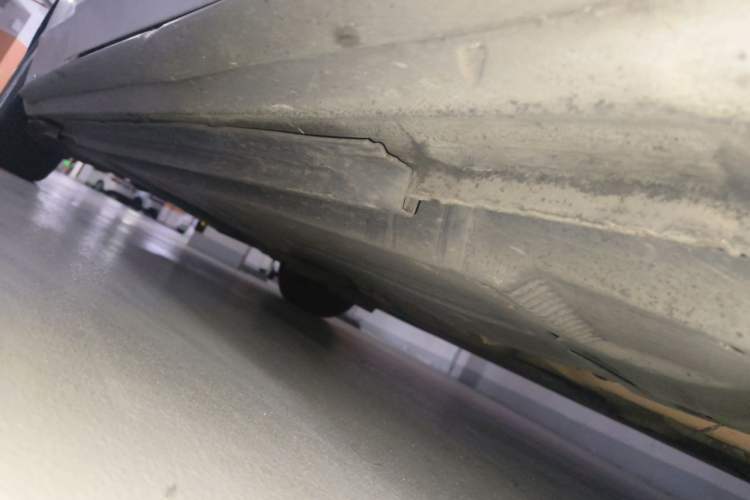 Used Audi A4L 2011 2.0 TFSI Comfort Model Chassis Front Right