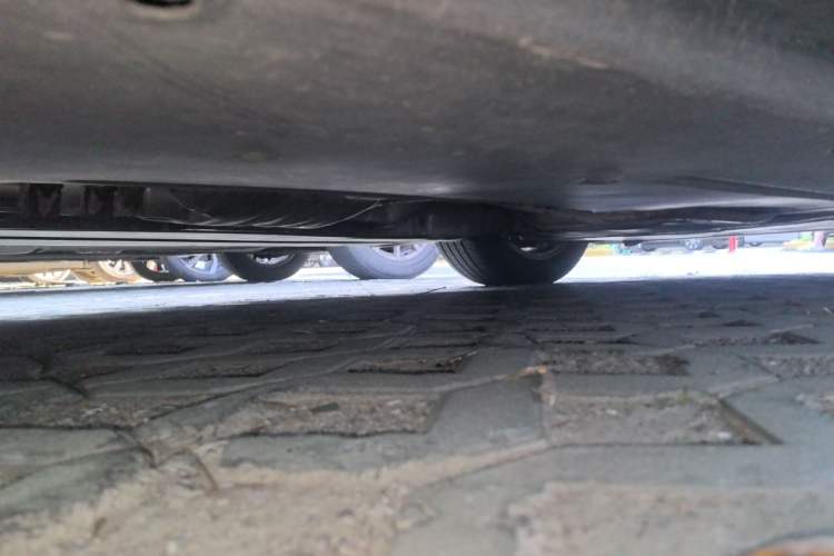 Used Audi A4L 2011 2.0 TFSI Standard Model Chassis Front Right