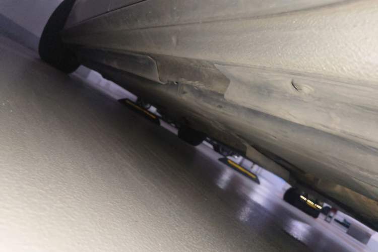 Used Audi A4L 2011 2.0 TFSI Comfort Model Chassis Rear Left