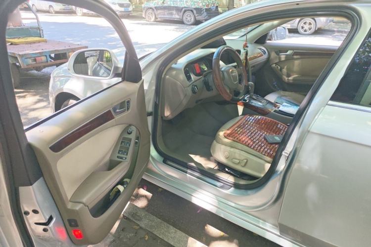 Used Audi A4L 2011 2.0 TFSI Comfort Model Driver Seat