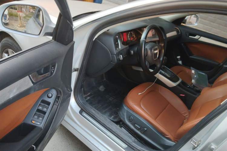 Used Audi A4L 2011 2.0 TFSI Standard Model Driver Seat