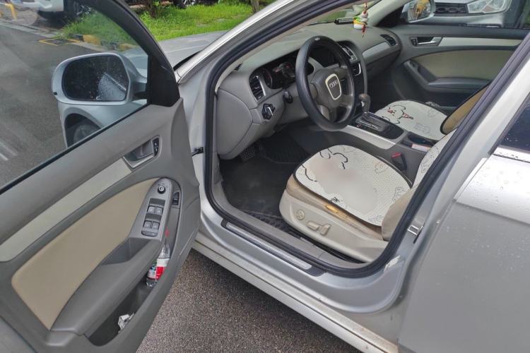 Used Audi A4L 2011 2.0 TFSI Standard Model Driver Seat