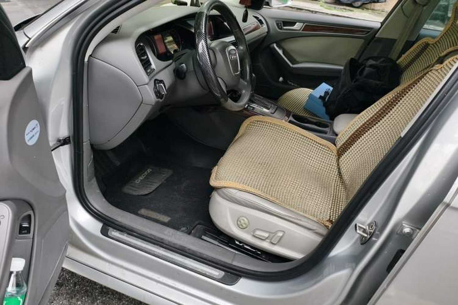 Used Audi A4L 2011 2.0 TFSI Comfort Model Driver Seat