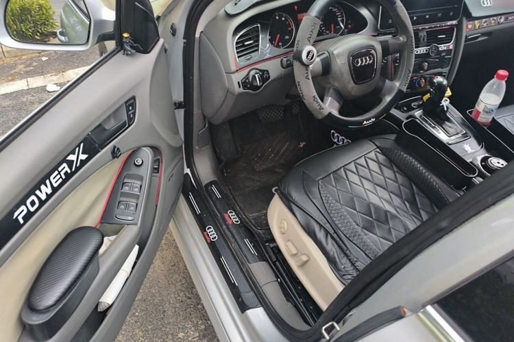Used Audi A4L 2011 2.0 TFSI Standard Model Driver Seat