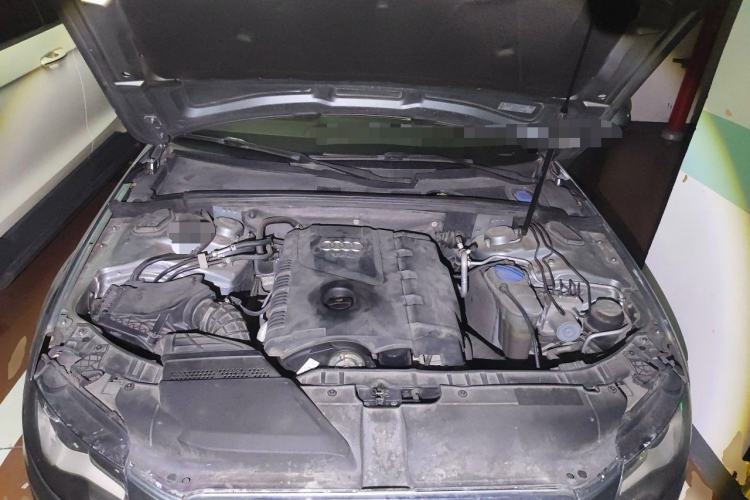 Used Audi A4L 2011 2.0 TFSI Technology Edition Engine Bay
