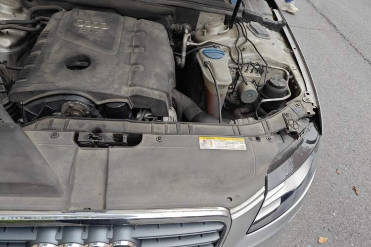 Used Audi A4L 2011 2.0 TFSI Luxury Model Engine Bay Left