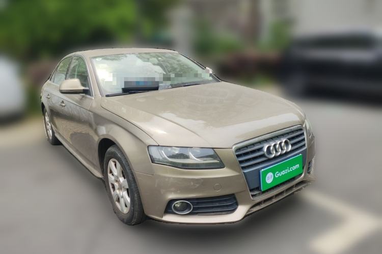 Used Audi A4L 2011 2.0 TFSI Standard Model Front Right 45 Deg