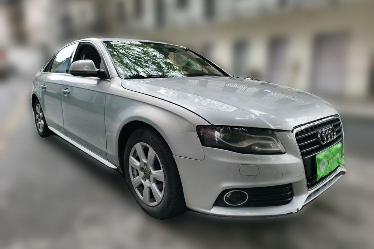 Used Audi A4L 2011 2.0 TFSI Comfort Model Front Right 45 Deg