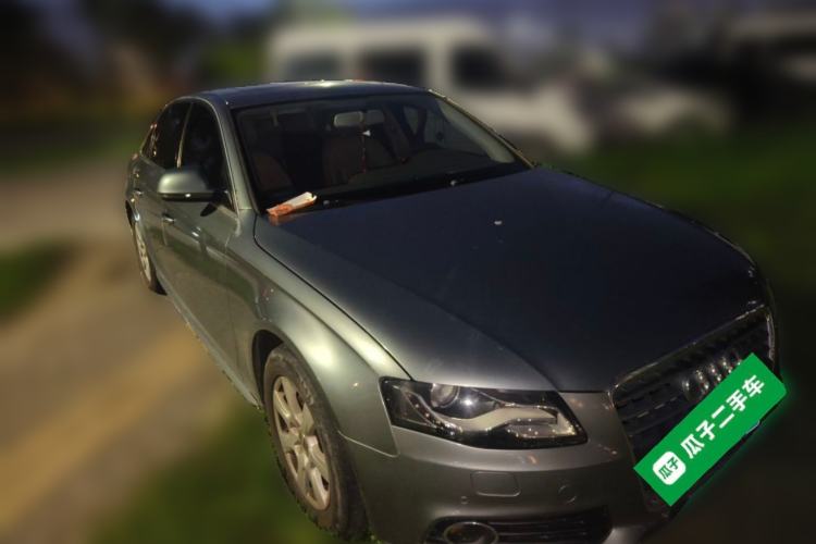 Used Audi A4L 2011 2.0 TFSI Standard Model Front Right 45 Deg