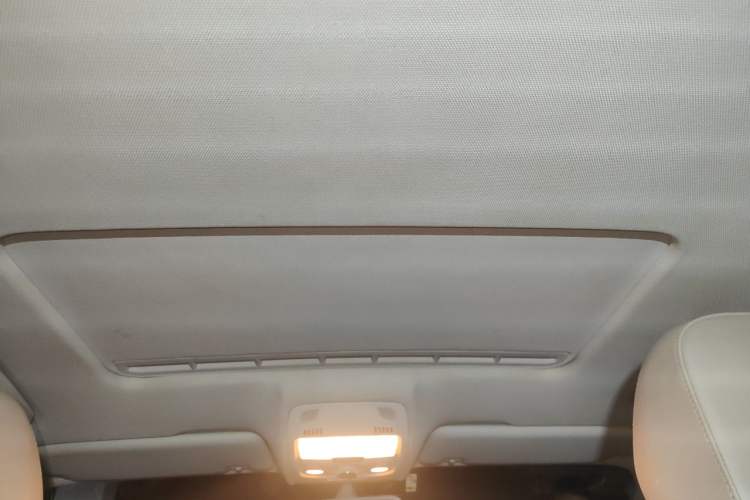 Used Audi A4L 2011 2.0 TFSI Luxury Model Headliner