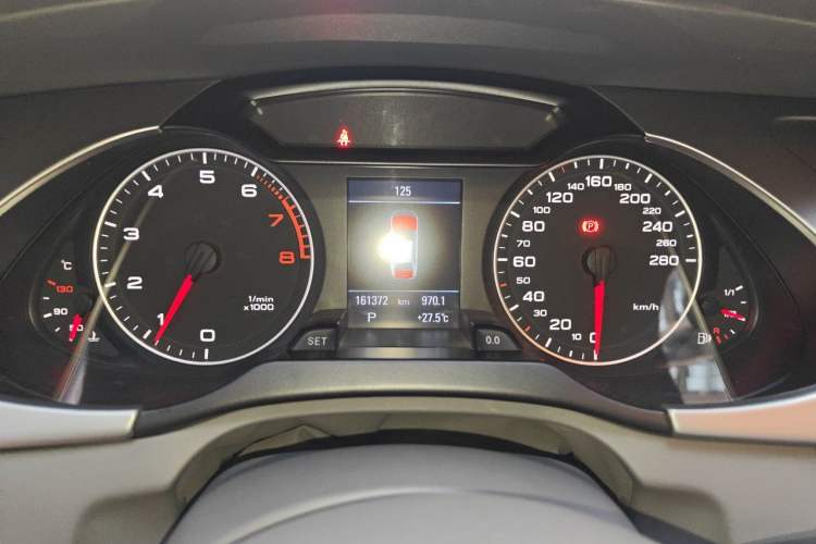 Used Audi A4L 2011 2.0 TFSI Technology Edition Instrument Cluster