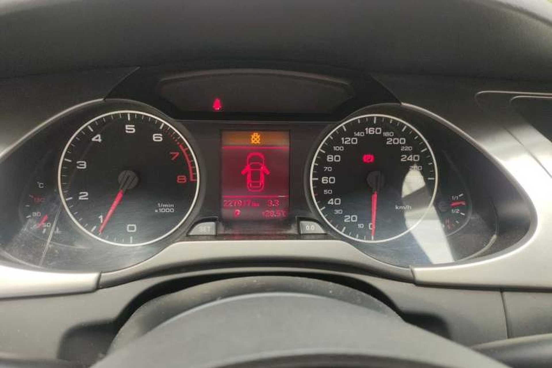 Used Audi A4L 2011 2.0 TFSI Standard Model Instrument Cluster