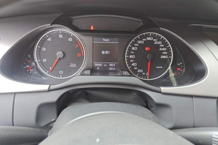 Used Audi A4L 2011 2.0 TFSI Luxury Model Instrument Cluster