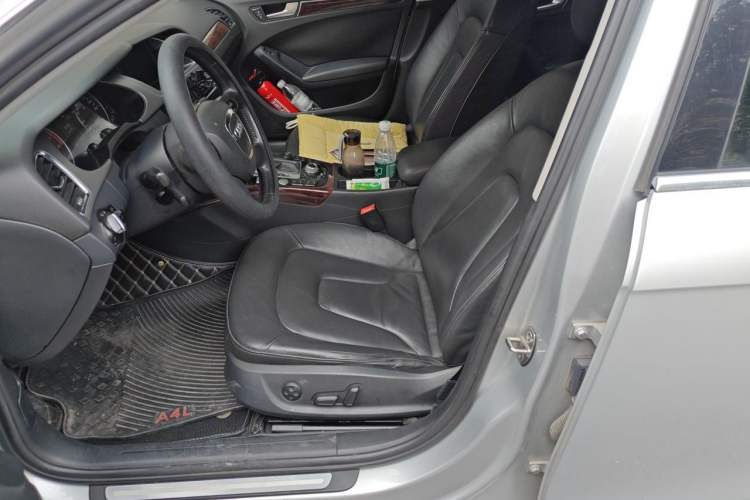 Used Audi A4L 2011 2.0 TFSI Luxury Model Left Front Seat