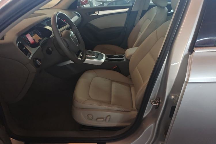 Used Audi A4L 2011 2.0 TFSI Standard Model Left Front Seat