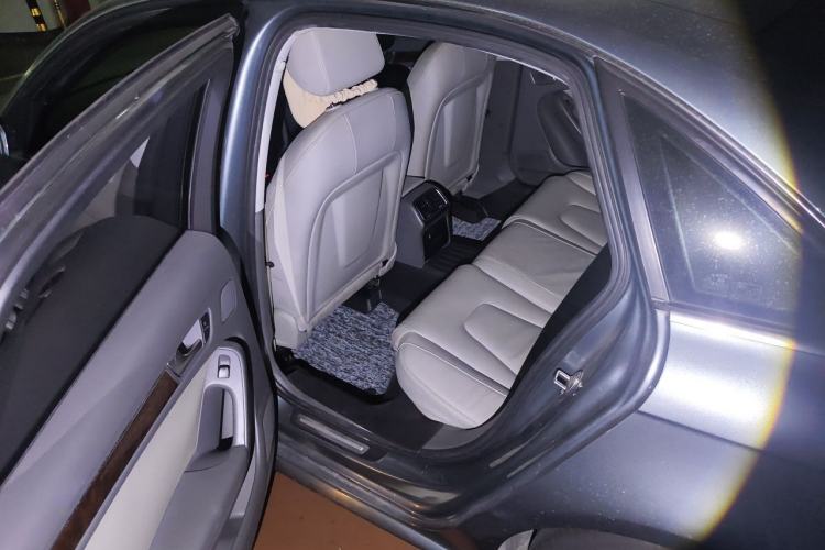 Used Audi A4L 2011 2.0 TFSI Technology Edition Left Rear Seat