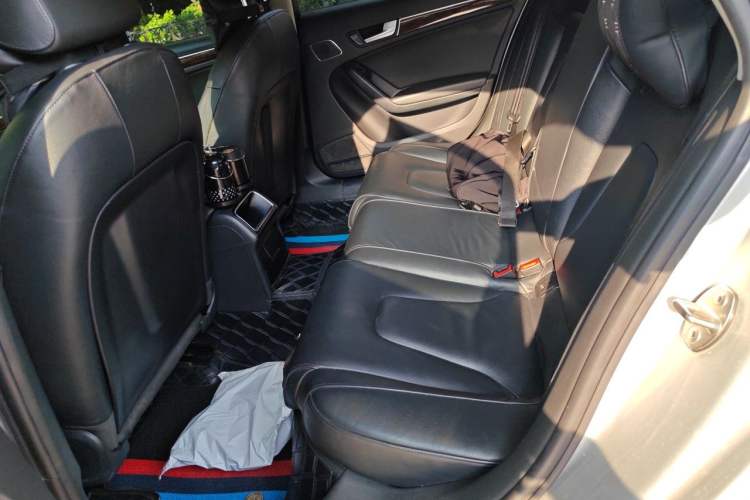 Used Audi A4L 2011 2.0 TFSI Comfort Model Left Rear Seat