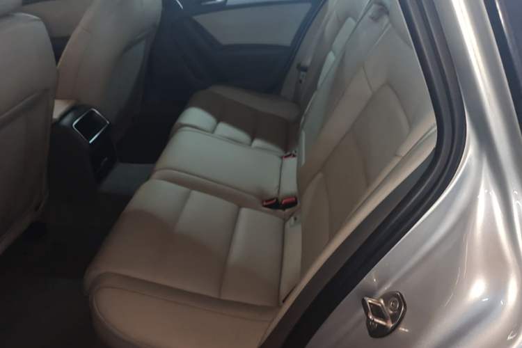Used Audi A4L 2011 2.0 TFSI Standard Model Left Rear Seat