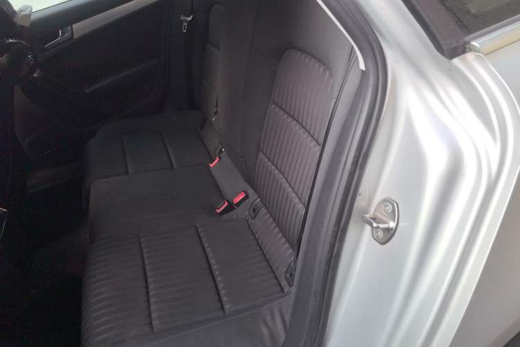 Used Audi A4L 2011 2.0 TFSI Standard Model Left Rear Seat