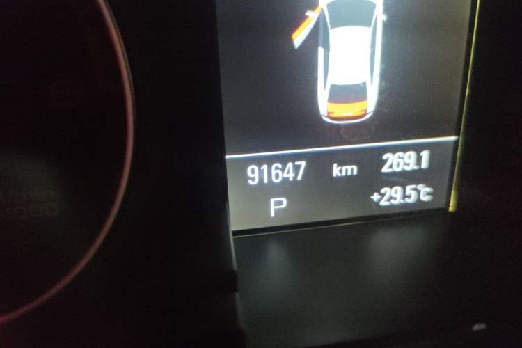 Used Audi A4L 2011 2.0 TFSI Technology Edition Odometer Close Up