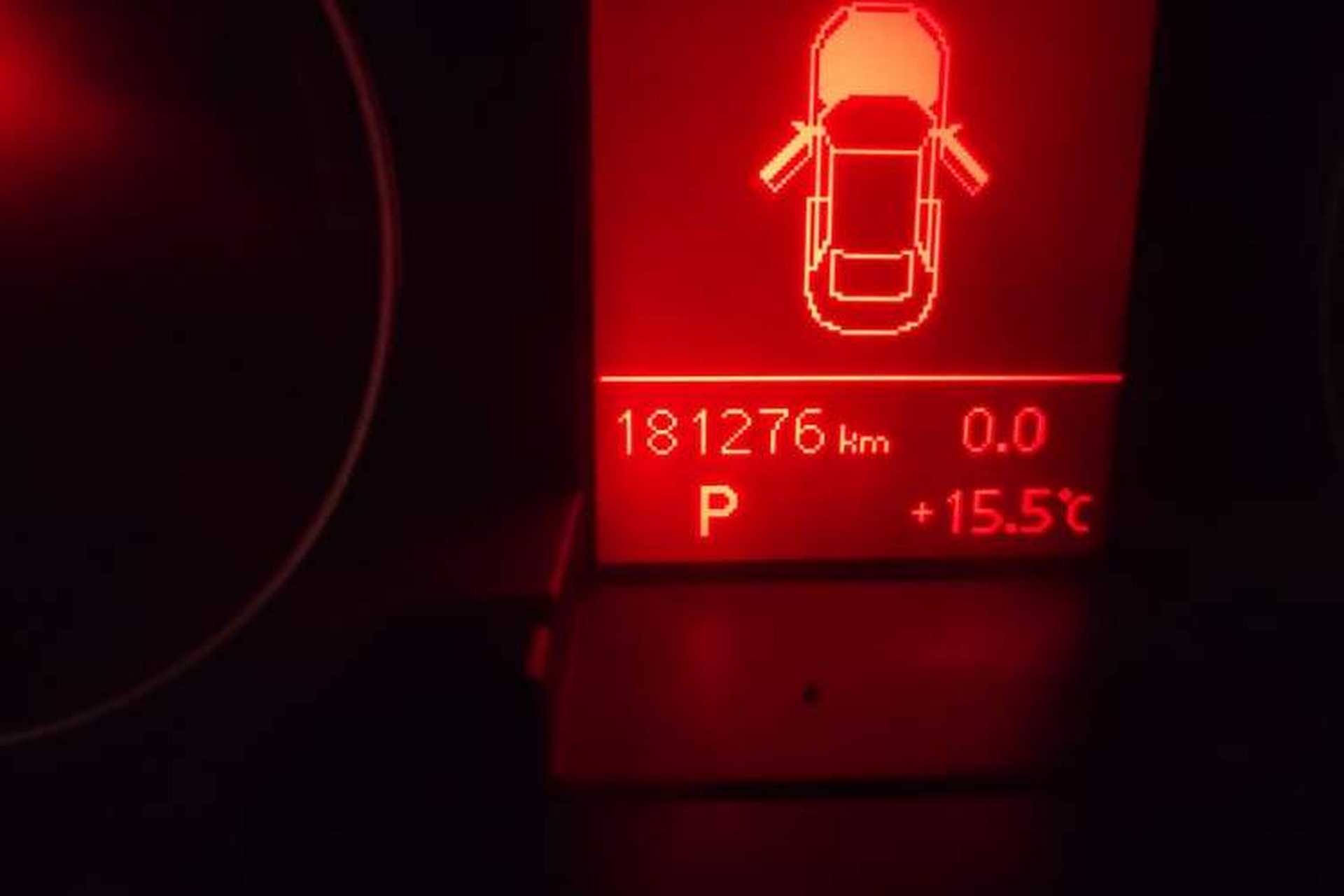 Used Audi A4L 2011 2.0 TFSI Luxury Model Odometer Close Up