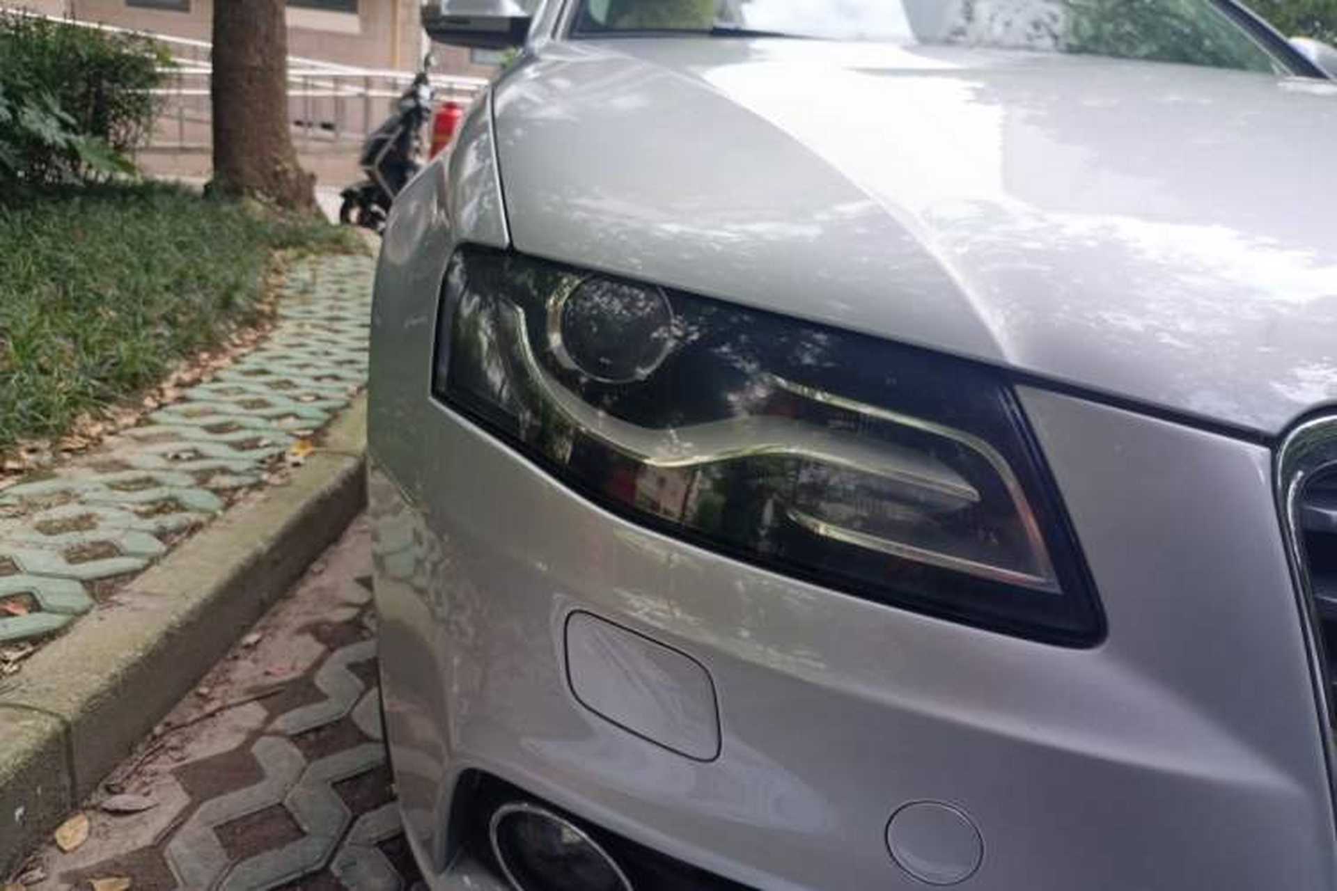 Used Audi A4L 2011 2.0 TFSI Comfort Model Right Front Headlight