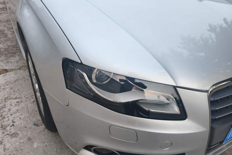 Used Audi A4L 2011 2.0 TFSI Standard Model Right Front Headlight
