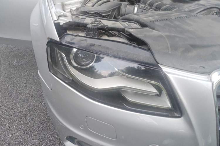 Used Audi A4L 2011 2.0 TFSI Sport Edition Right Front Headlight